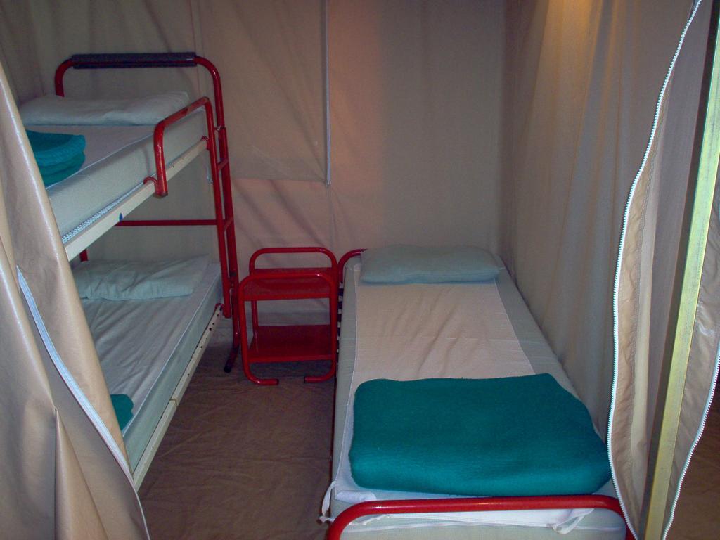 Camping Les Tournesols Sillé-le-Guillaume Eksteriør bilde