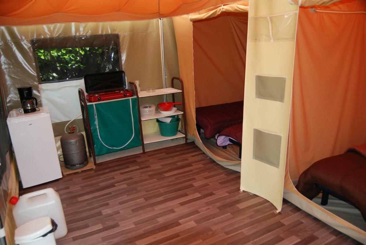 Camping Les Tournesols Sillé-le-Guillaume Eksteriør bilde